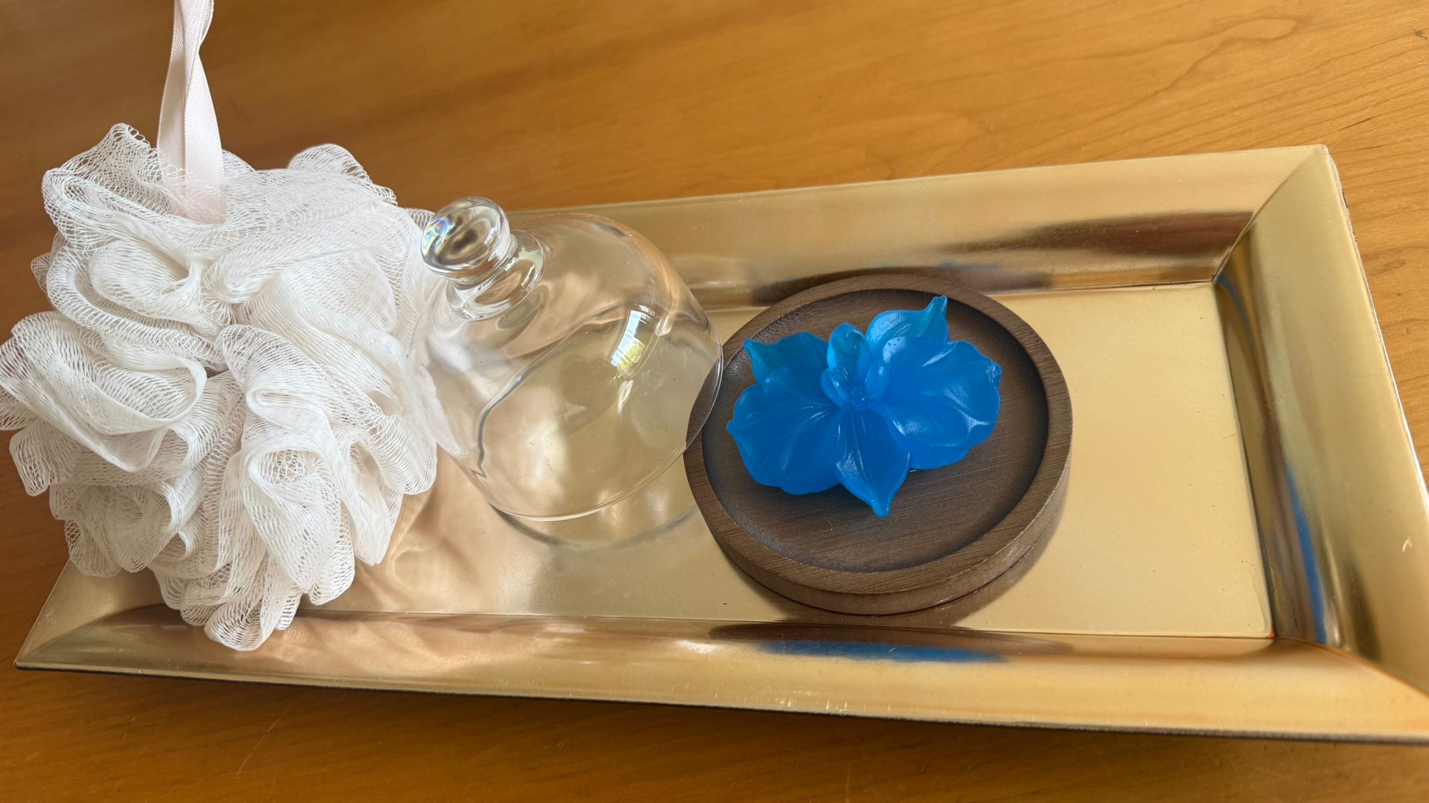 Sapphire Blossom - Handgemaakte Bloemzeep | Luxe Spa Zeep | Wellness Cadeau -34g
